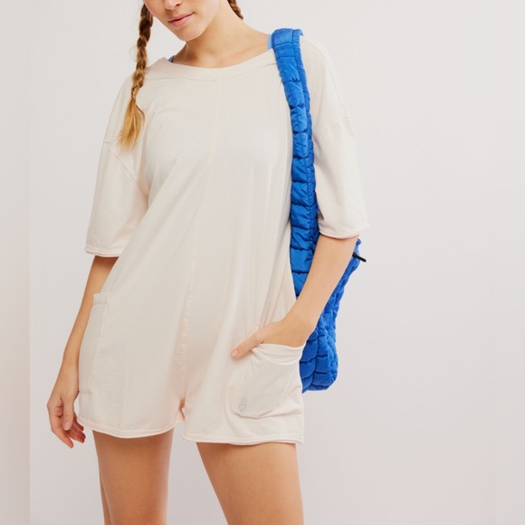 Free People Cream Hot Shot Romper Tee Size Medium - Picture 1 of 7